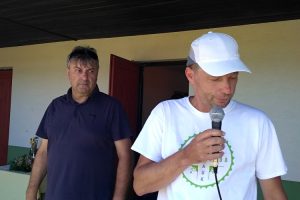 Zahájení 15. ročníku Memoriálu J. Vakoče se ujal předseda SK Slovanu Opařany Petr Jelínek